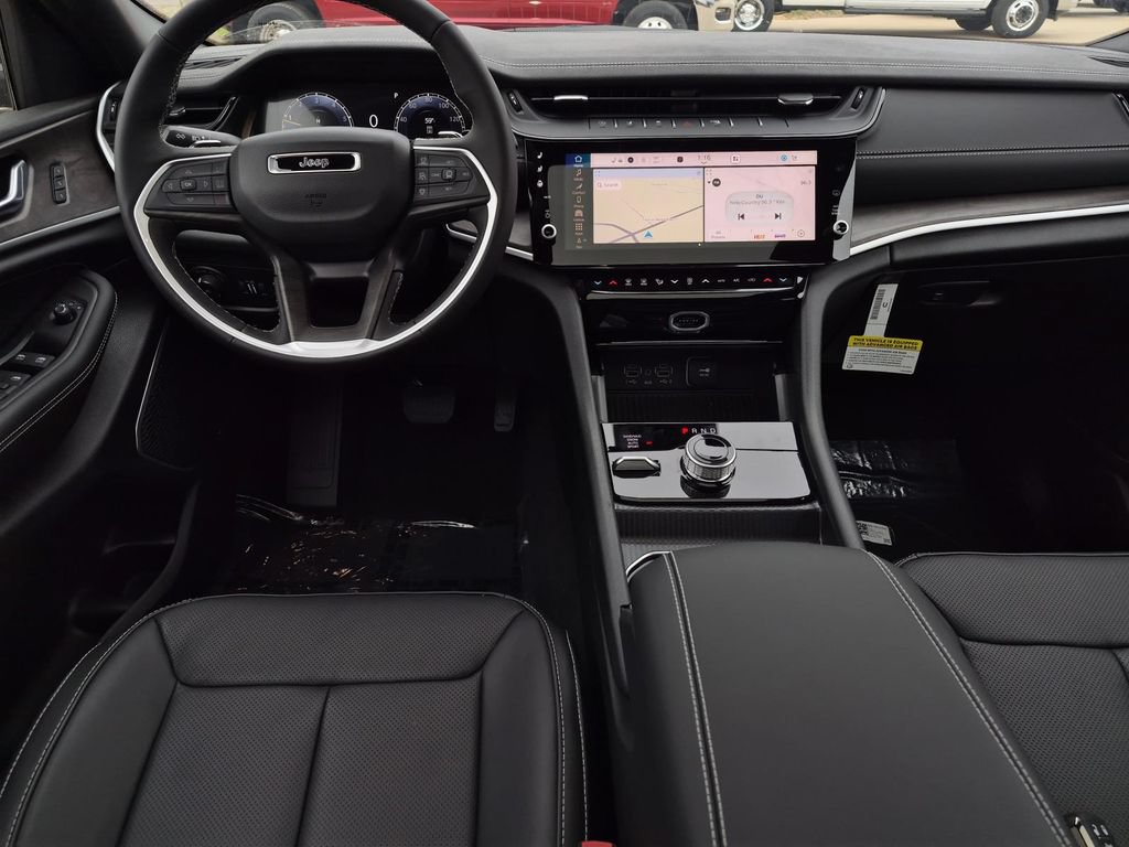New 2026 Jeep Grand Cherokee Limited AWD/4WD image 15