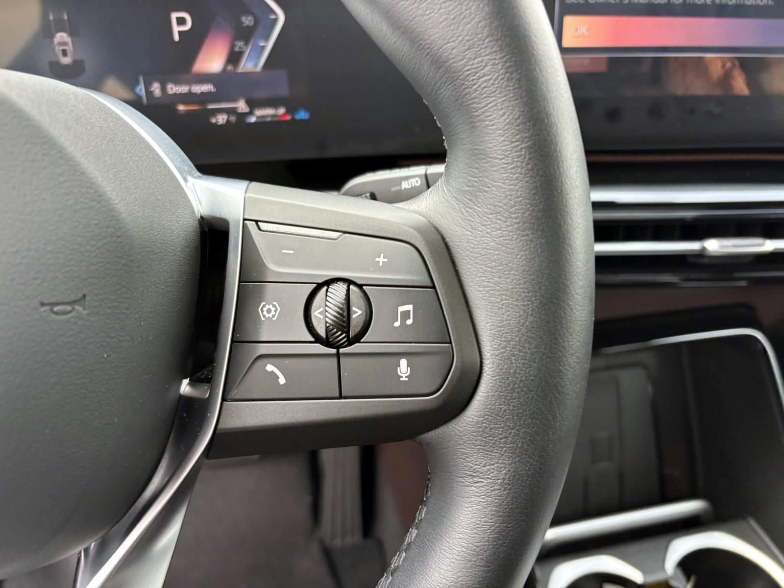 Used 2025 BMW X1 xDrive28i image 18