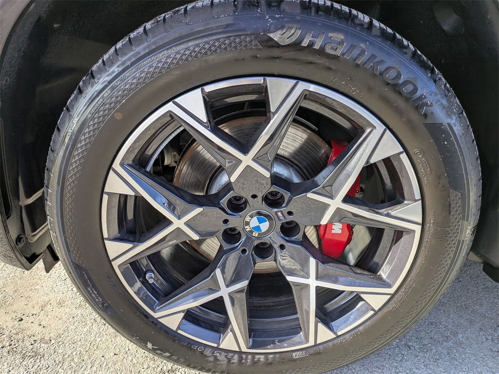 Certified 2025 BMW X3 xDrive30i w/ M Sport Package image 9