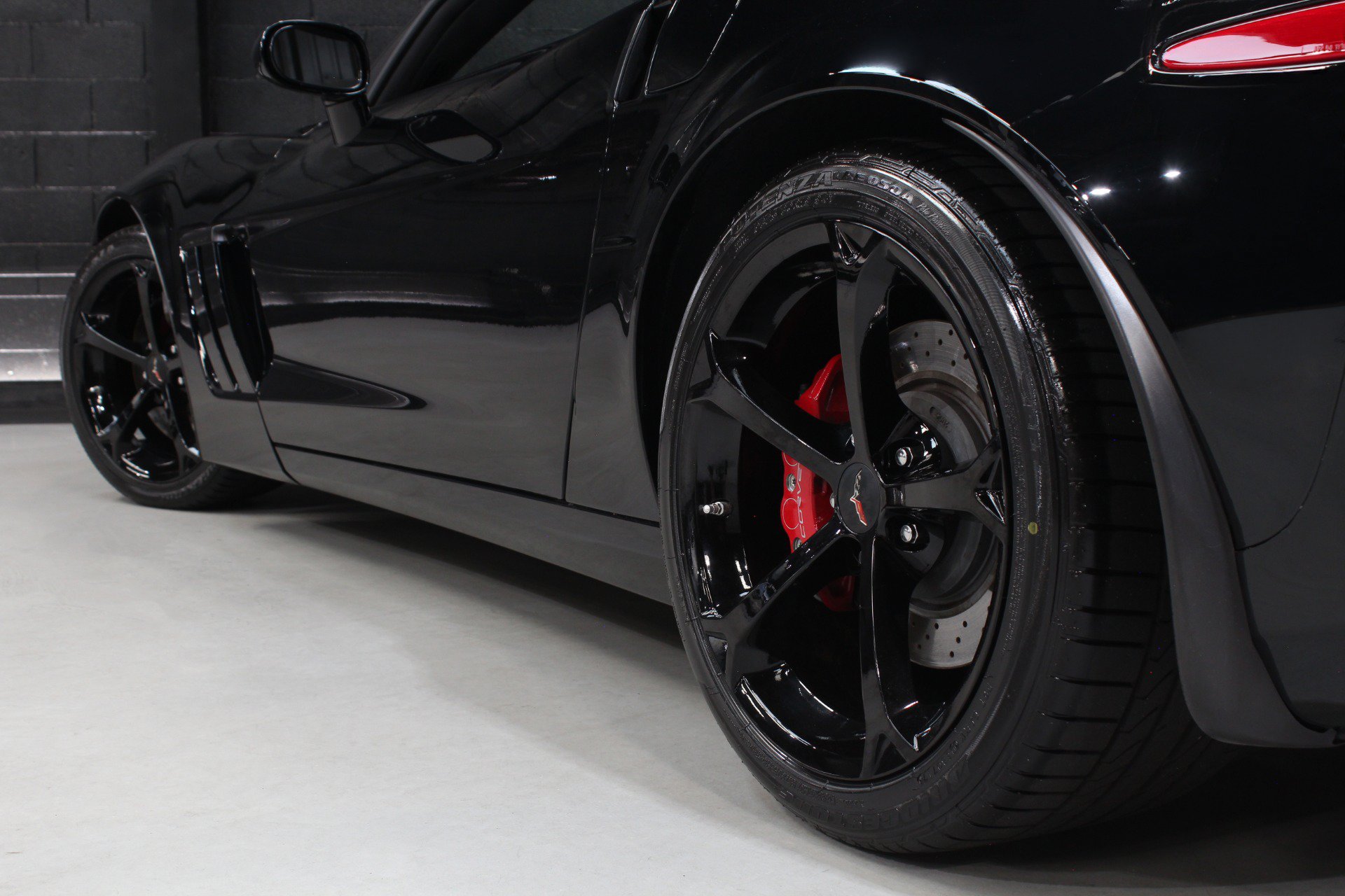 Used 2013 Chevrolet Corvette Grand Sport w/ 3LT Preferred Equipment Group RWD image 28