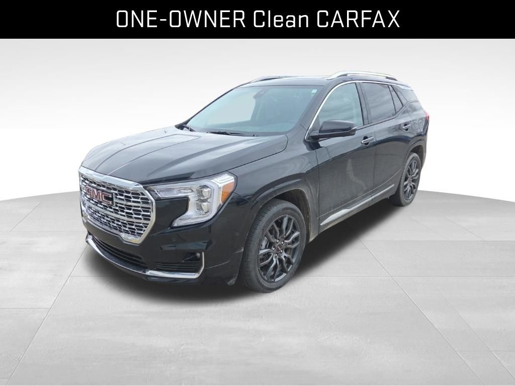 Used 2024 GMC Terrain Denali w/ Black Diamond Edition image 7