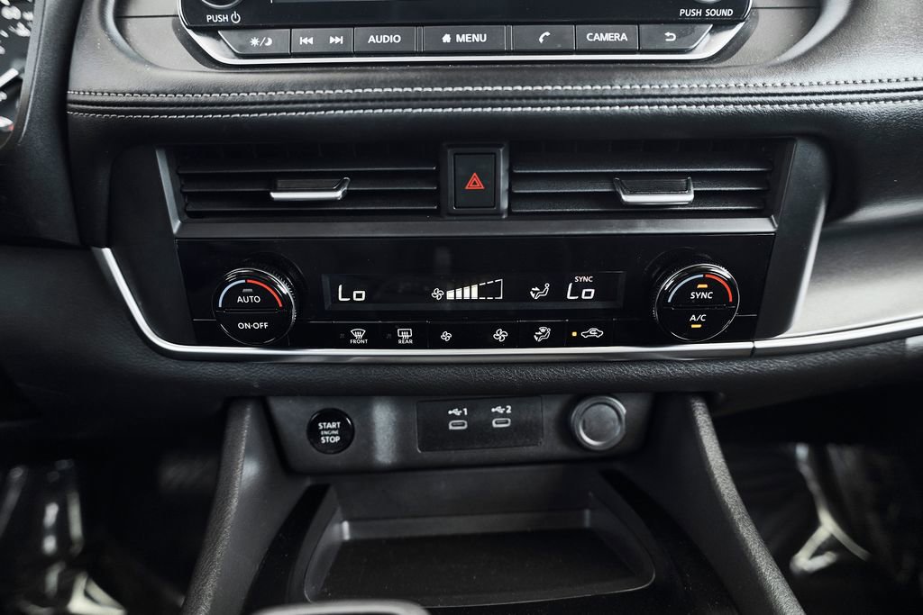 Used 2024 Nissan Rogue SV FWD image 43
