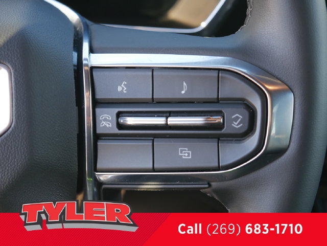 Used 2024 GMC Canyon Elevation w/ Elevation Premium Package AWD/4WD image 23