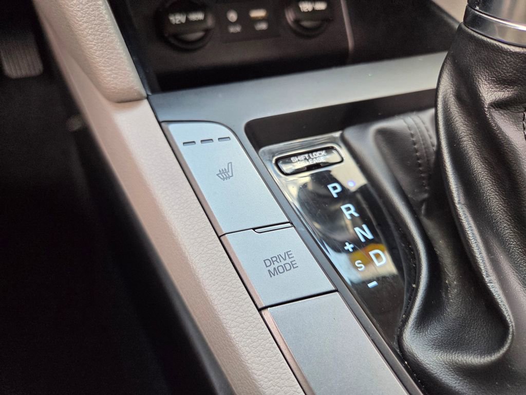 Used 2019 Hyundai Elantra Value Edition FWD image 37