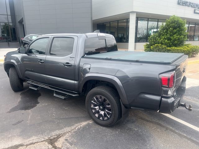 Used 2021 Toyota Tacoma Limited w/ Nightshade Package AWD/4WD image 3