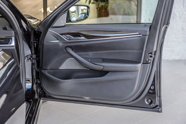 Used 2018 BMW 540i xDrive AWD/4WD image 56