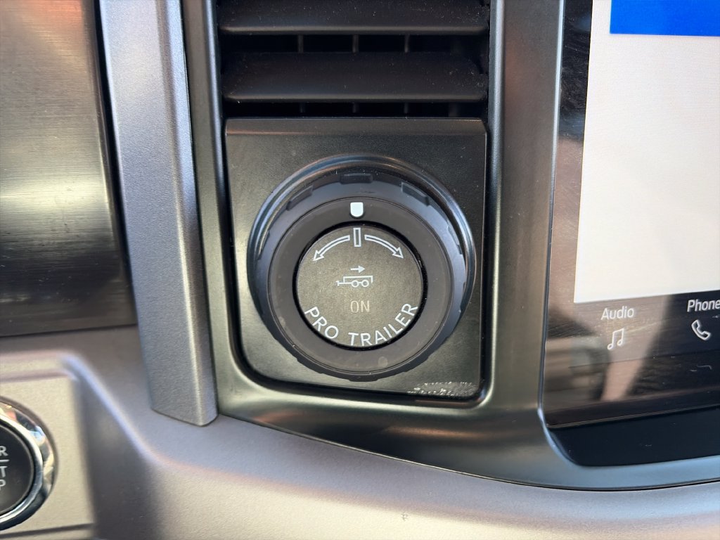 Used 2024 Ford F150 Lightning XLT AWD/4WD image 26