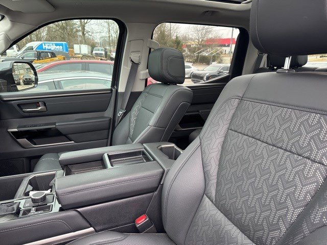 Used 2024 Toyota Tundra Limited image 40