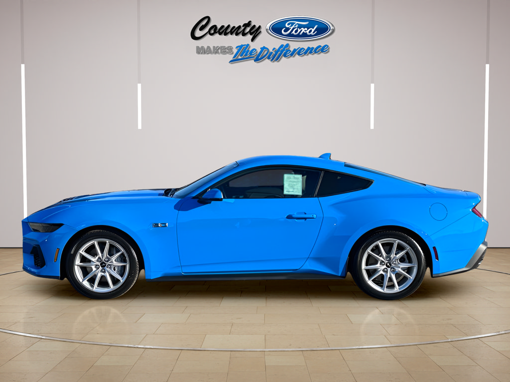 New 2026 Ford Mustang GT Premium RWD image 4