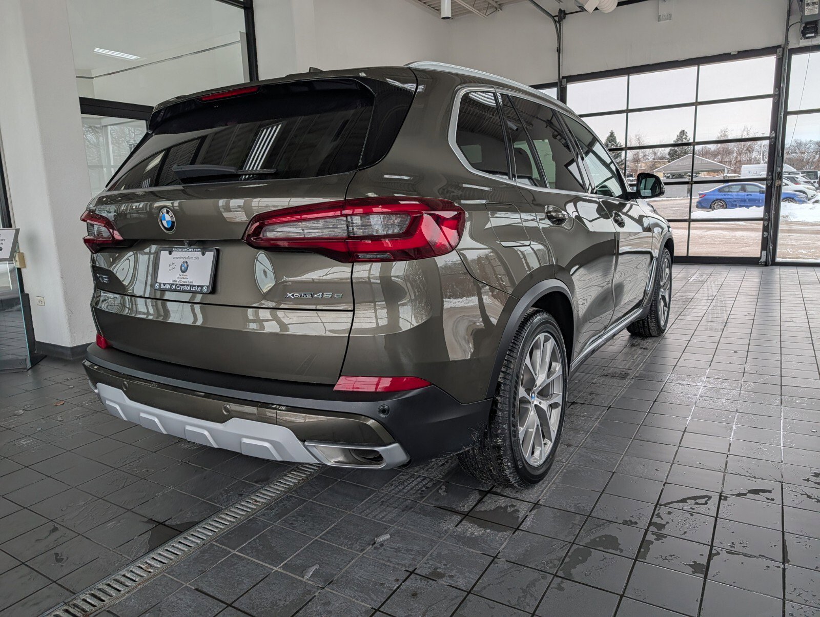 Used 2021 BMW X5 xDrive45e w/ Premium Package image 2