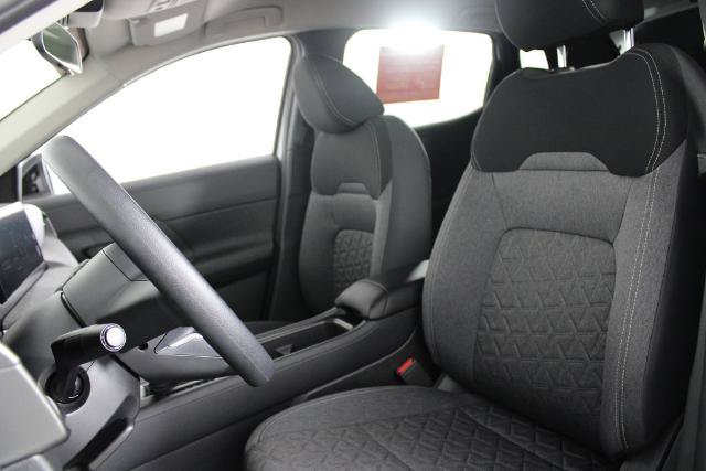 Certified 2026 Nissan Kicks SV w/ Cold Weather Package FWD image 19