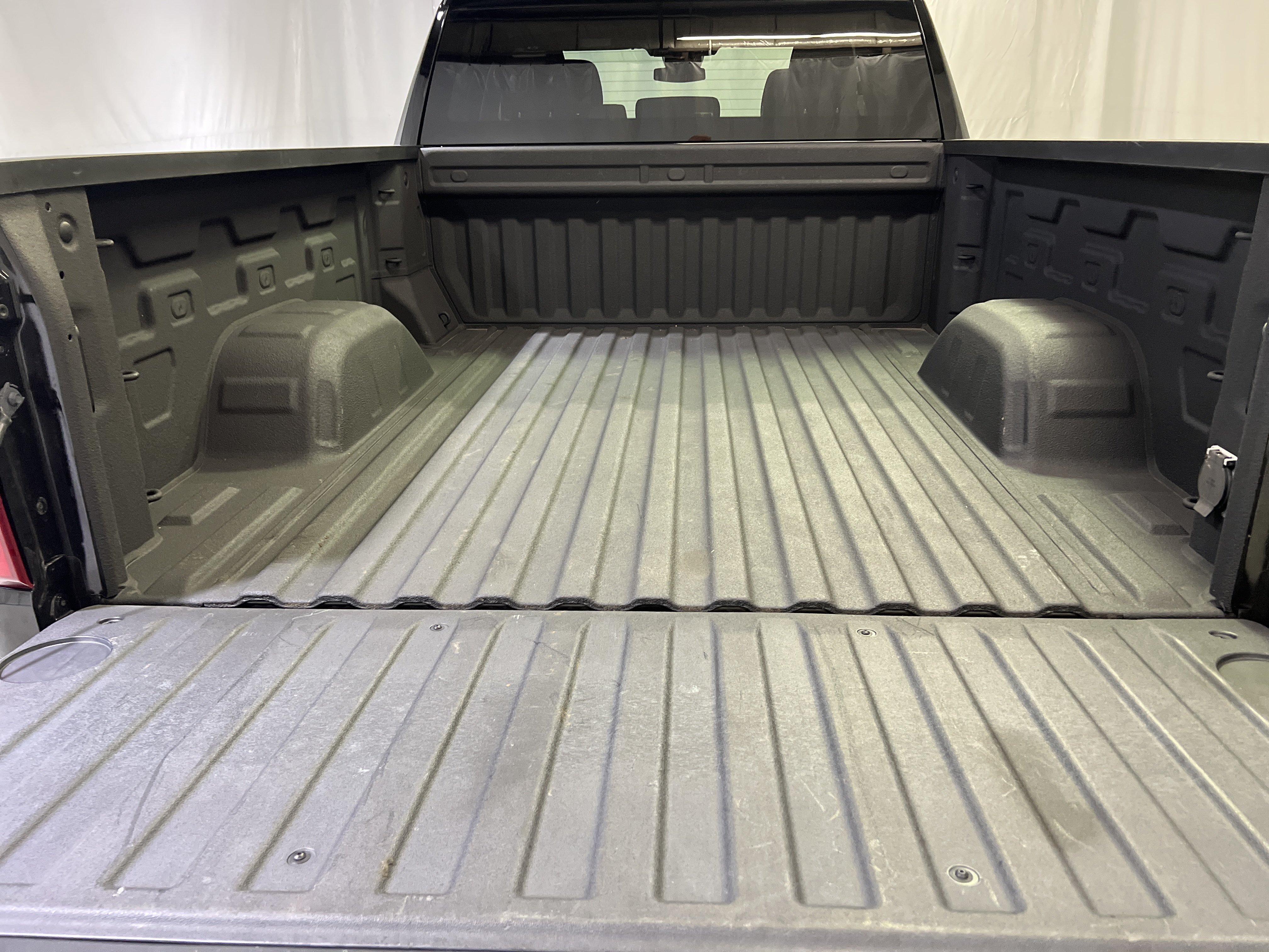 Certified 2023 Chevrolet Silverado 1500 Custom AWD/4WD image 14