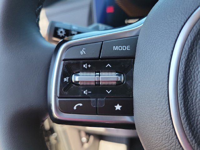 New 2026 Kia Carnival EX FWD image 24