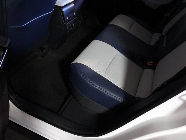 Used 2023 Subaru Solterra AWD image 29