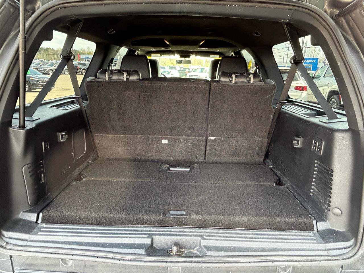 Used 2015 Ford Expedition EL XLT w/ Equipment Group 202A RWD image 18