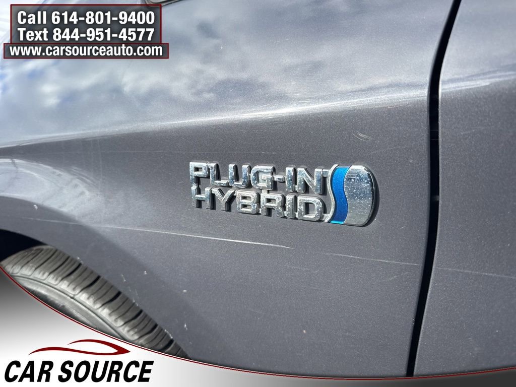Used 2015 Toyota Prius Prime Plug-In Hybrid image 4