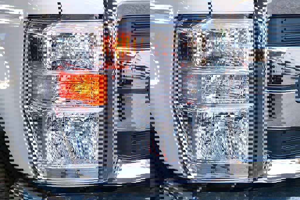 New 2026 Ford E-350 and Econoline 350 Super Duty w/ Power Equipment Group image 4