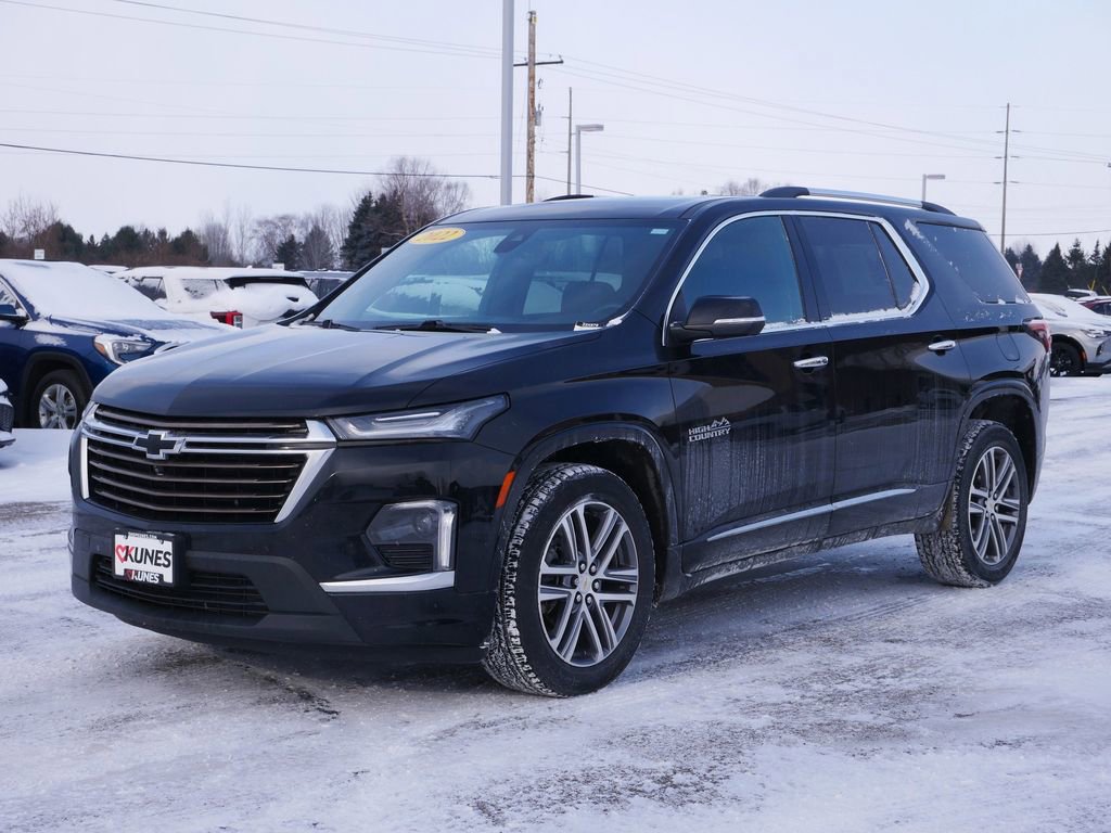 Used 2022 Chevrolet Traverse High Country image 3