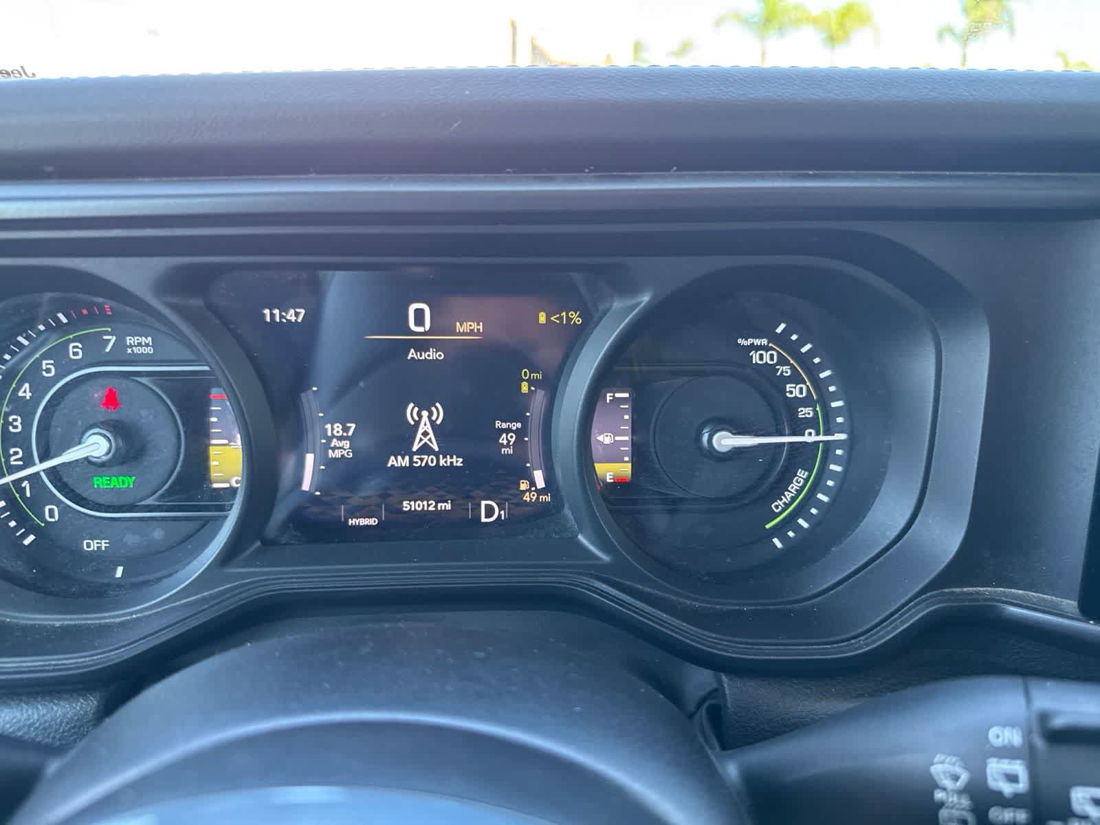 Used 2024 Jeep Wrangler Unlimited Sahara AWD/4WD image 31