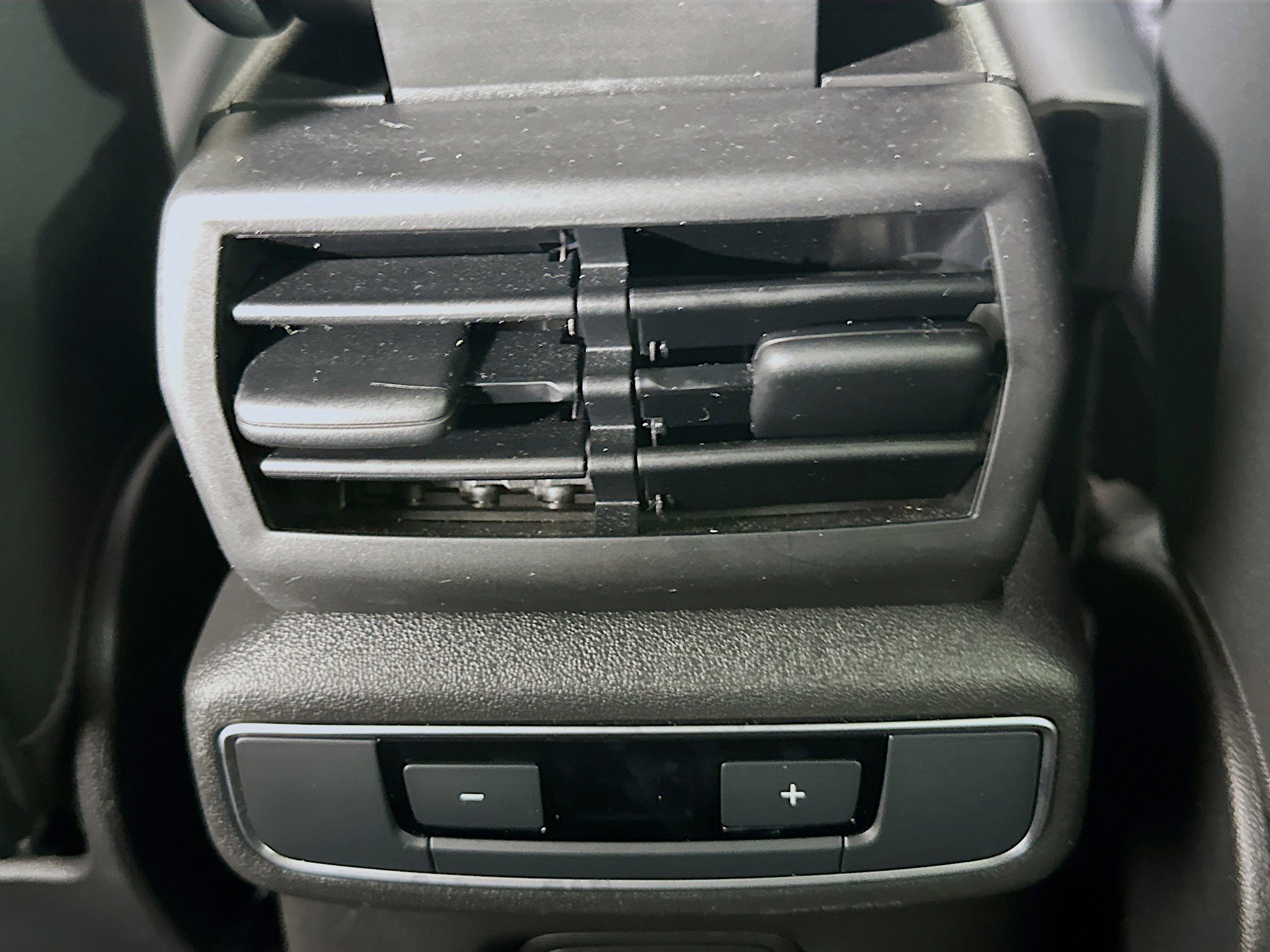 Used 2023 Audi Q4 e-tron Premium Plus w/ Premium Plus image 27