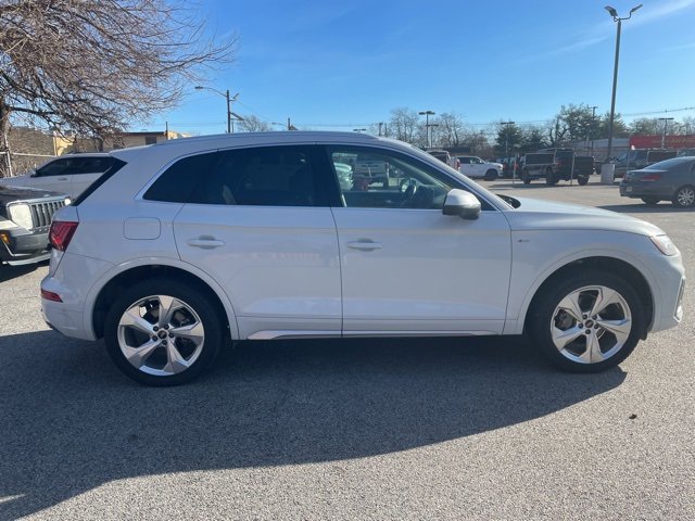 Used 2022 Audi Q5 2.0T Premium Plus w/ Premium Plus Package image 5