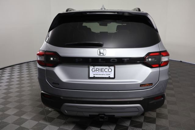 Used 2024 Honda Pilot TrailSport image 7