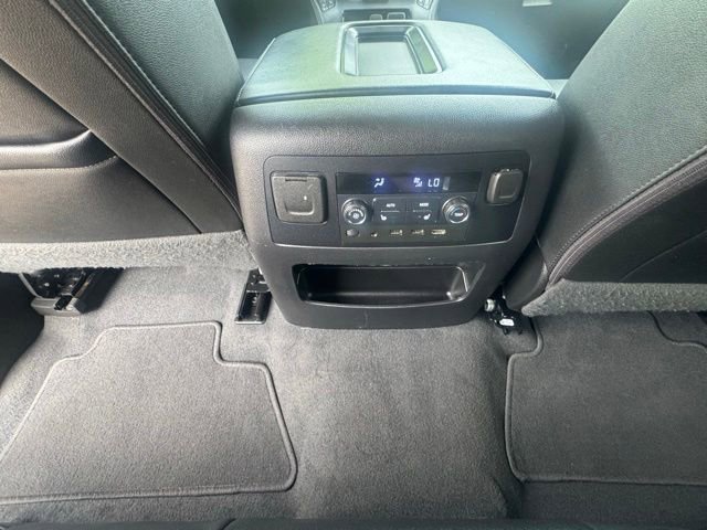 Used 2019 Chevrolet Suburban LT AWD/4WD image 14