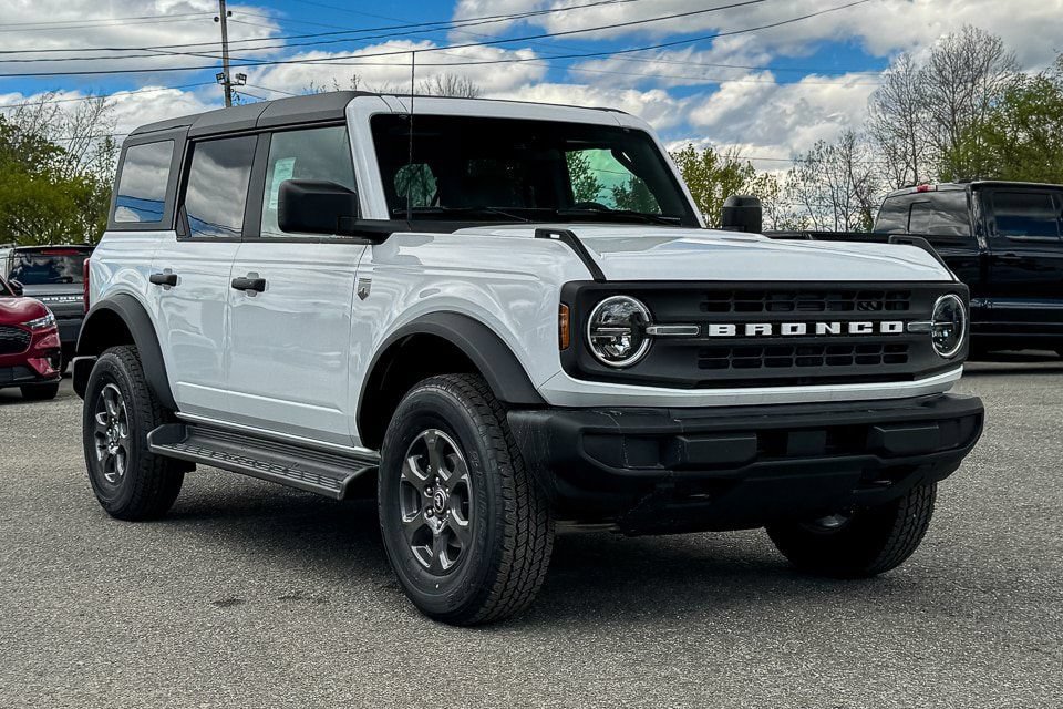 New 2026 Ford Bronco Big Bend AWD/4WD image 1