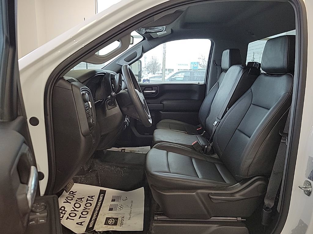 Used 2025 Chevrolet Silverado 2500 W/T w/ WT Convenience Package image 8