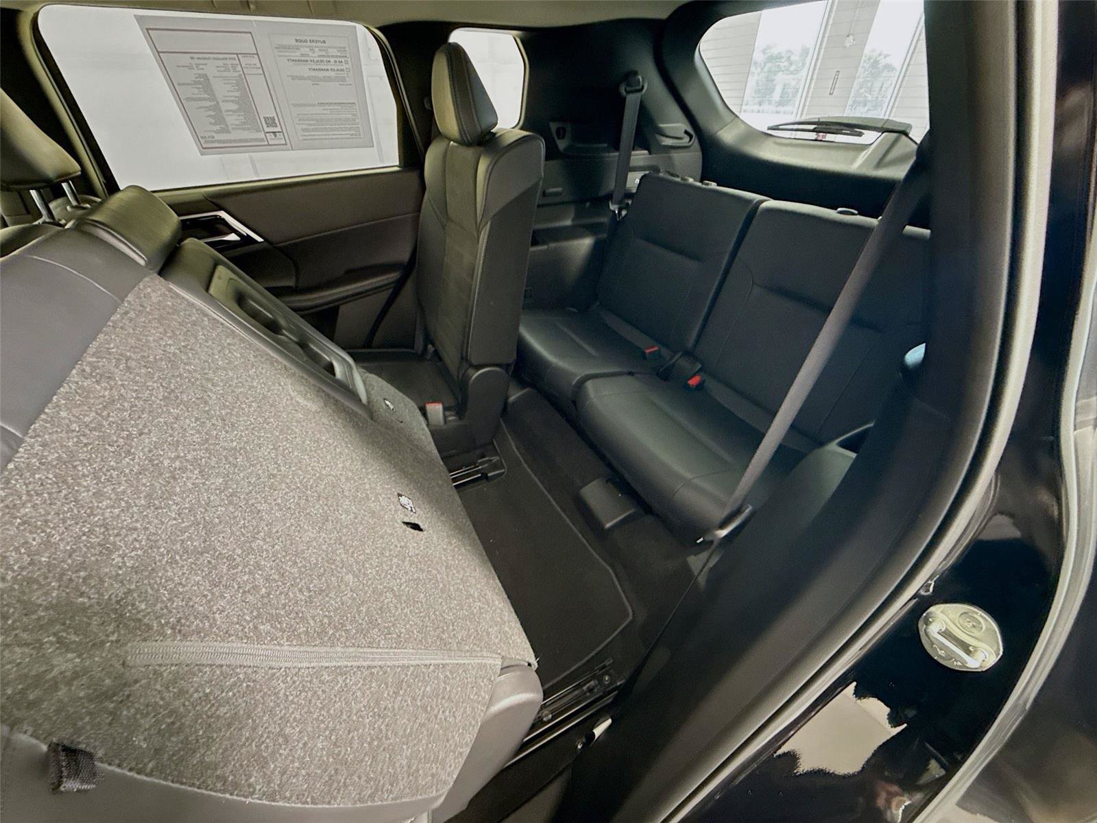Used 2025 Mitsubishi Outlander SE FWD image 43
