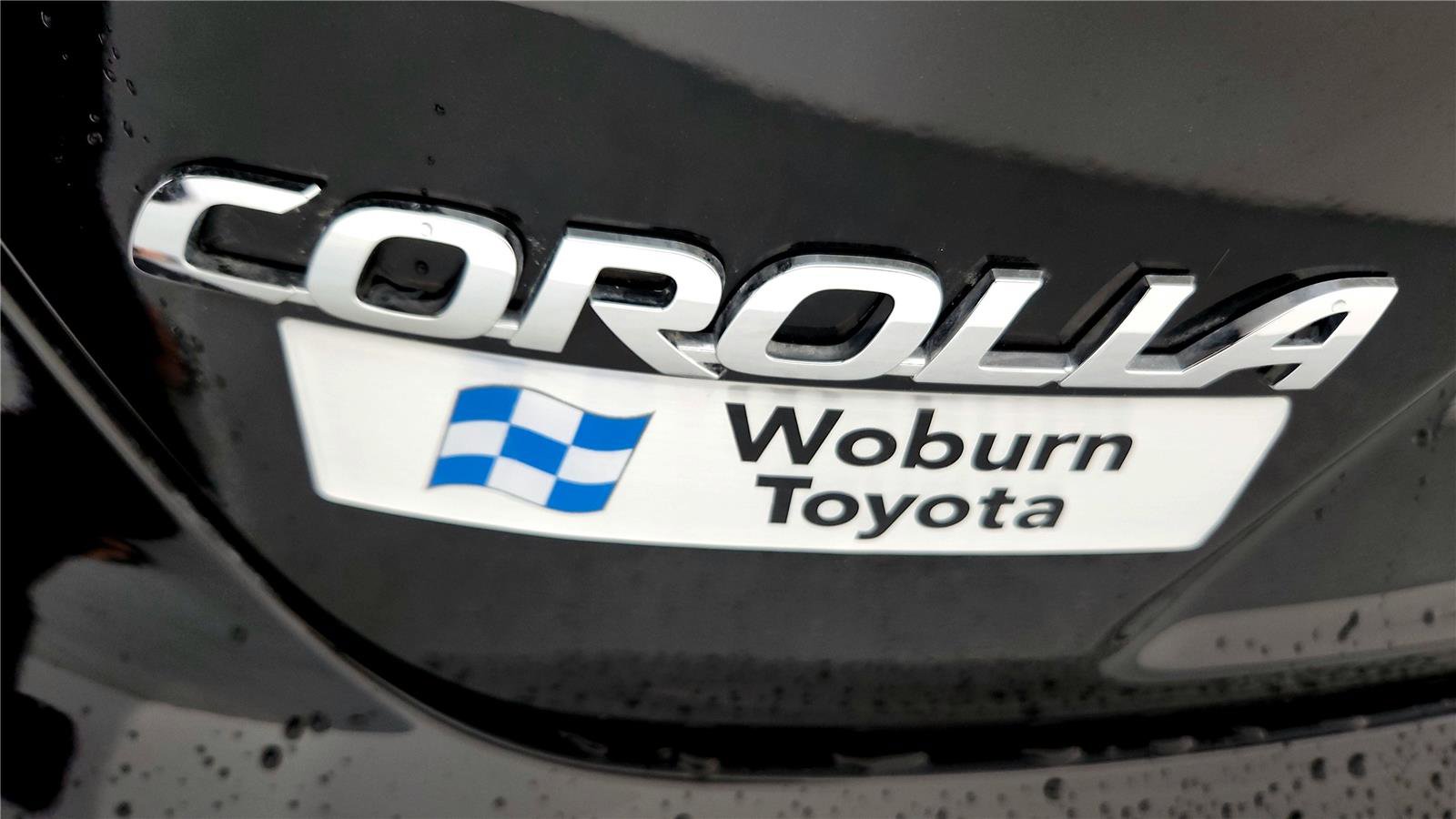 Used 2023 Toyota Corolla LE w/ Carpet Mat Package (TMS) image 13