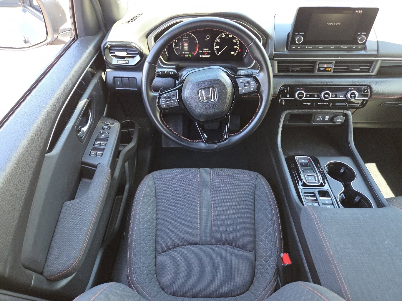 Certified 2025 Honda Pilot Sport image 29