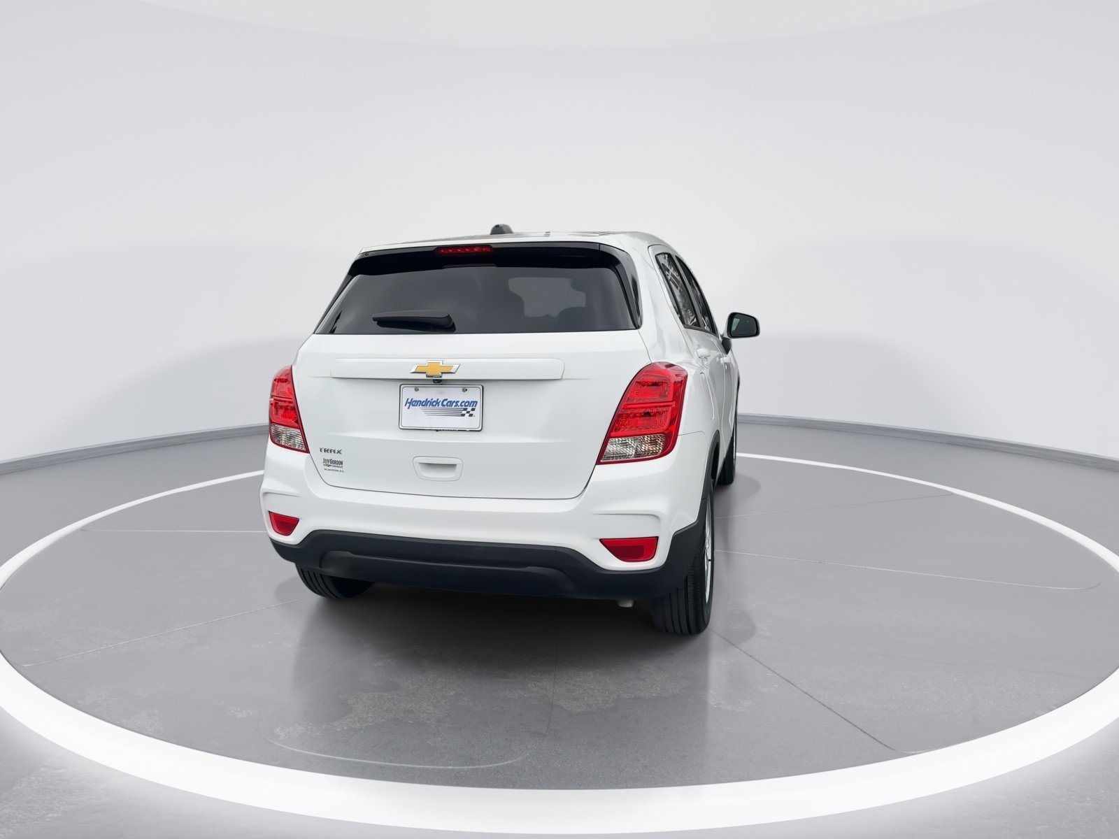 Used 2020 Chevrolet Trax LS w/ Tint and Cruise Package image 8