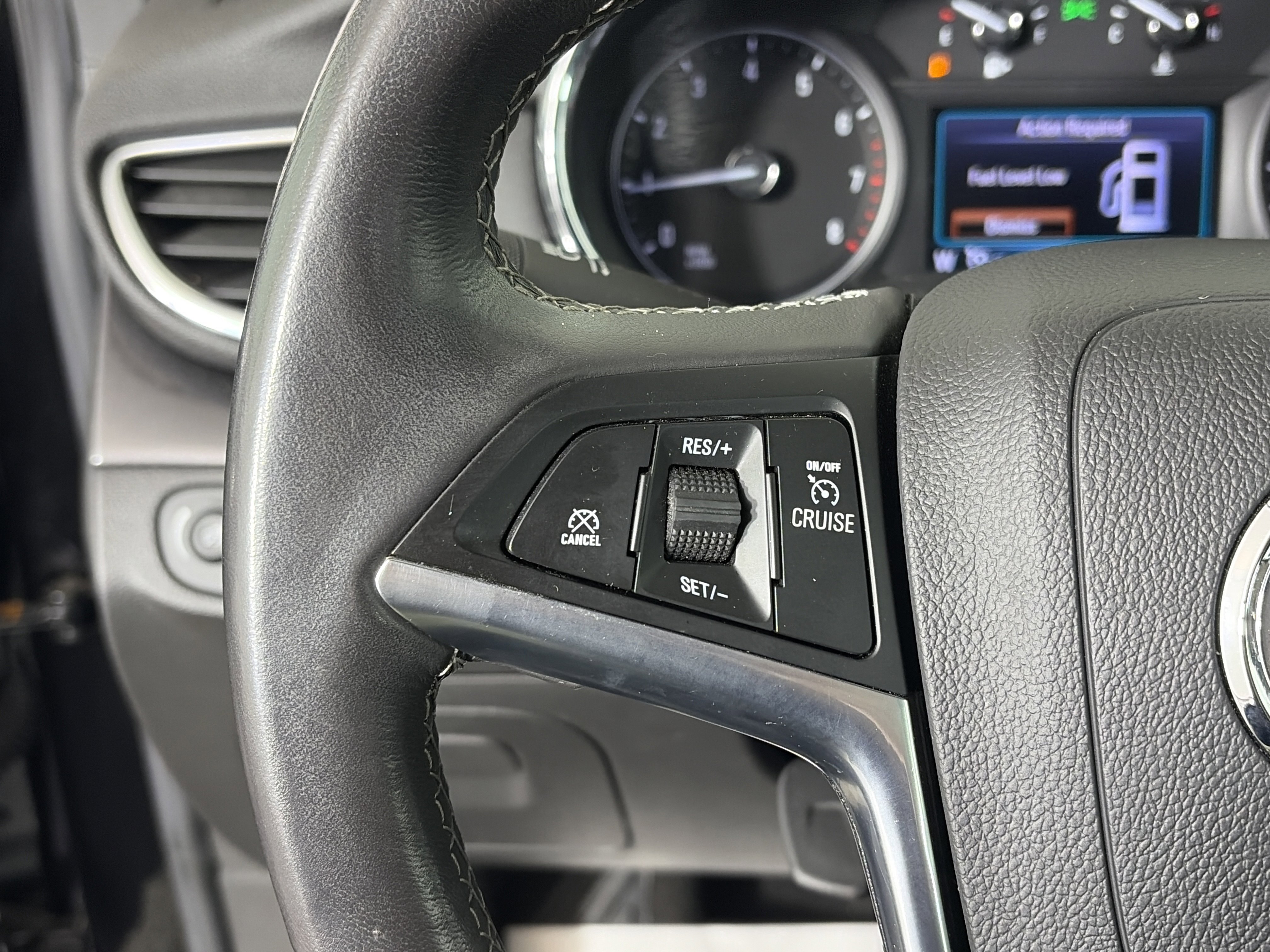 Used 2020 Buick Encore Preferred w/ Safety Package image 26