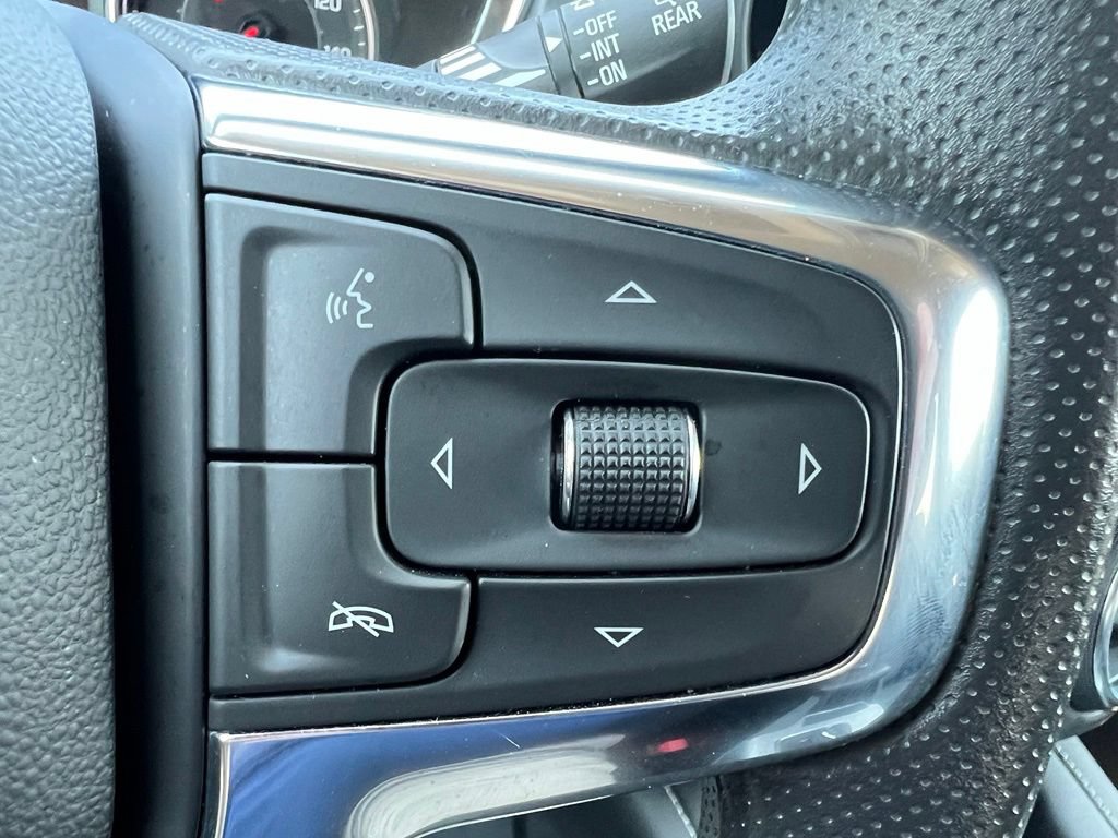 Used 2025 Chevrolet Blazer LT AWD/4WD image 42