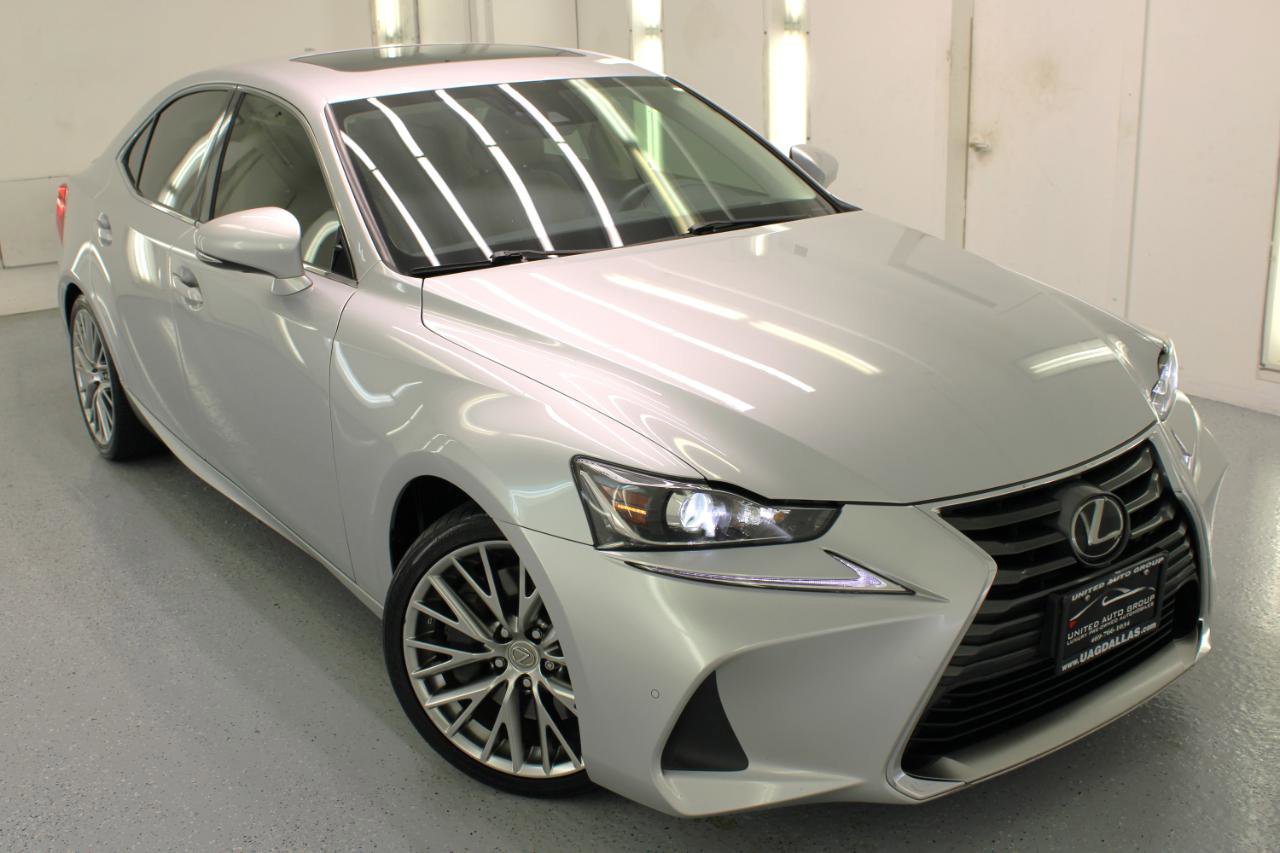 Used 2017 Lexus IS 200t w/ Navigation System Package RWD image 29