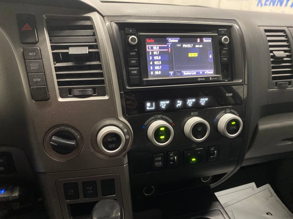 Used 2015 Toyota Sequoia SR5 w/ Premium Package AWD/4WD image 22