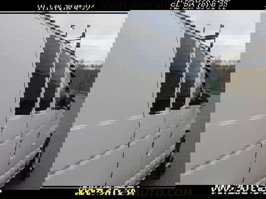 Used 2002 Ford E-150 and Econoline 150 RWD image 21