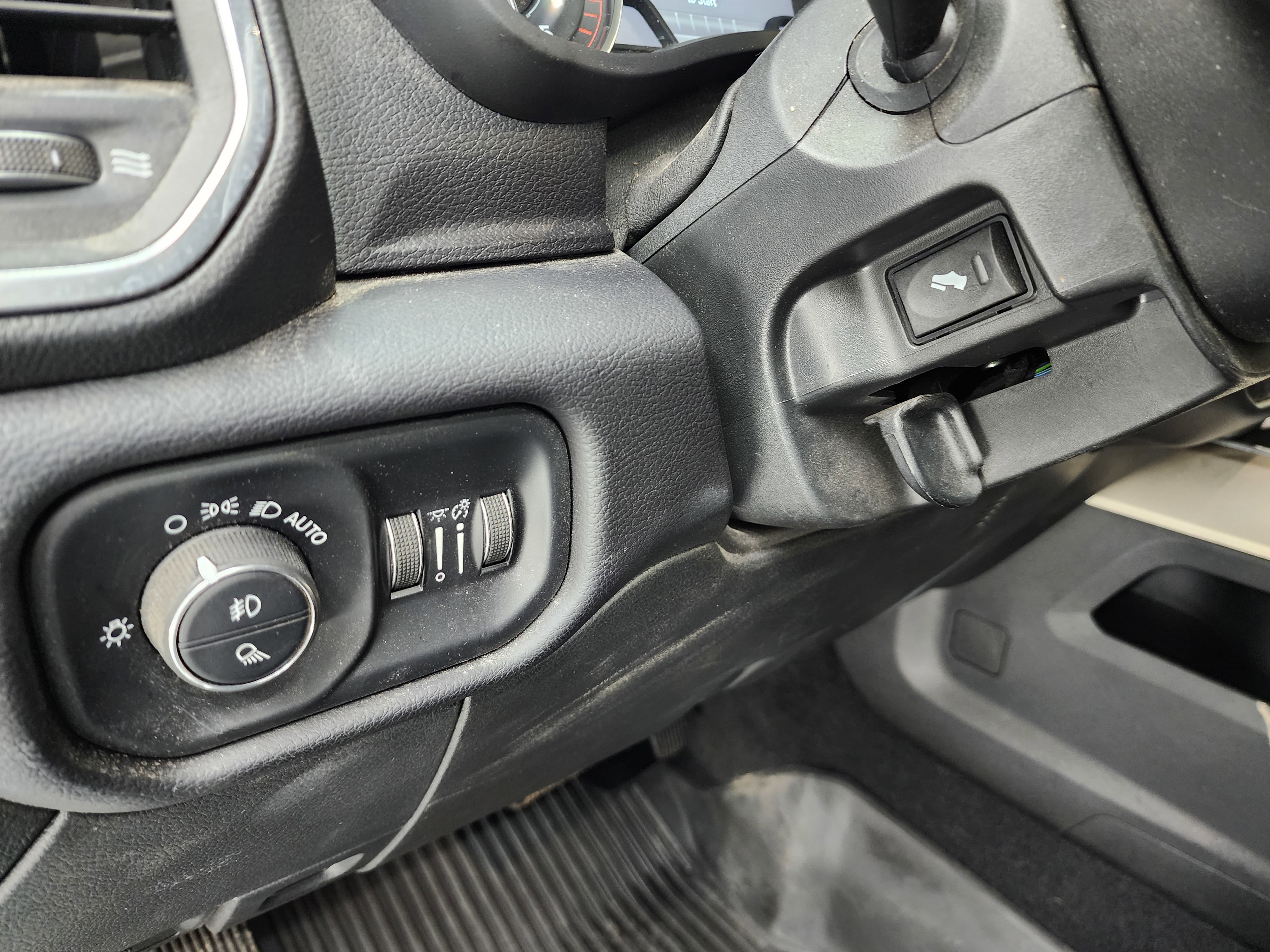 Used 2023 RAM 3500 Laramie image 51