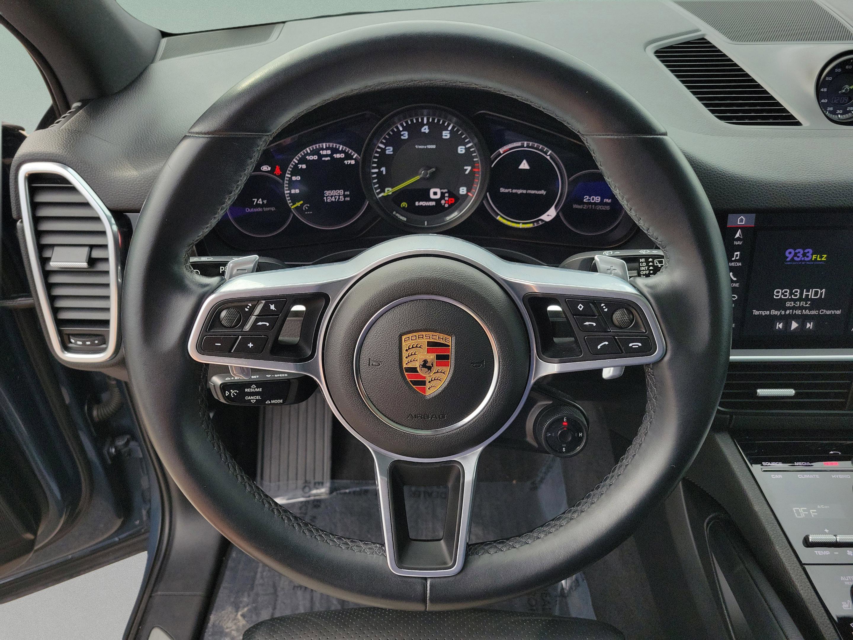 Used 2020 Porsche Cayenne E-Hybrid image 27