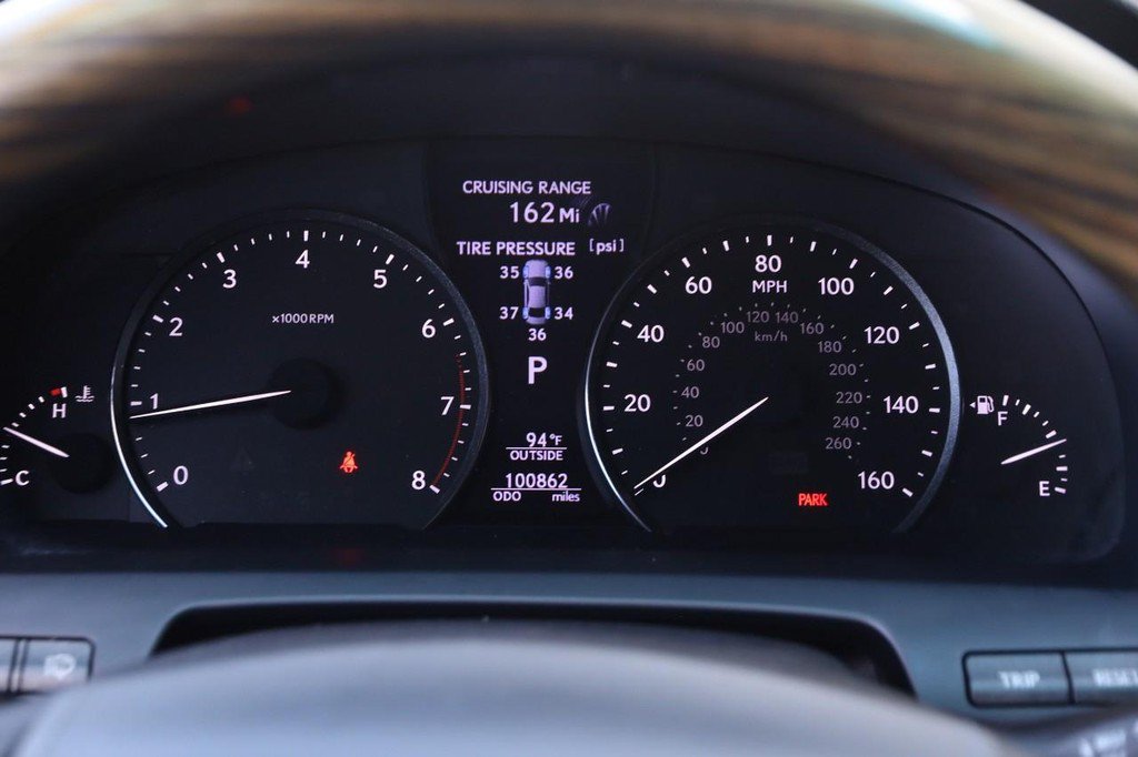 Used 2016 Lexus LS 460 AWD w/ Comfort Package image 14