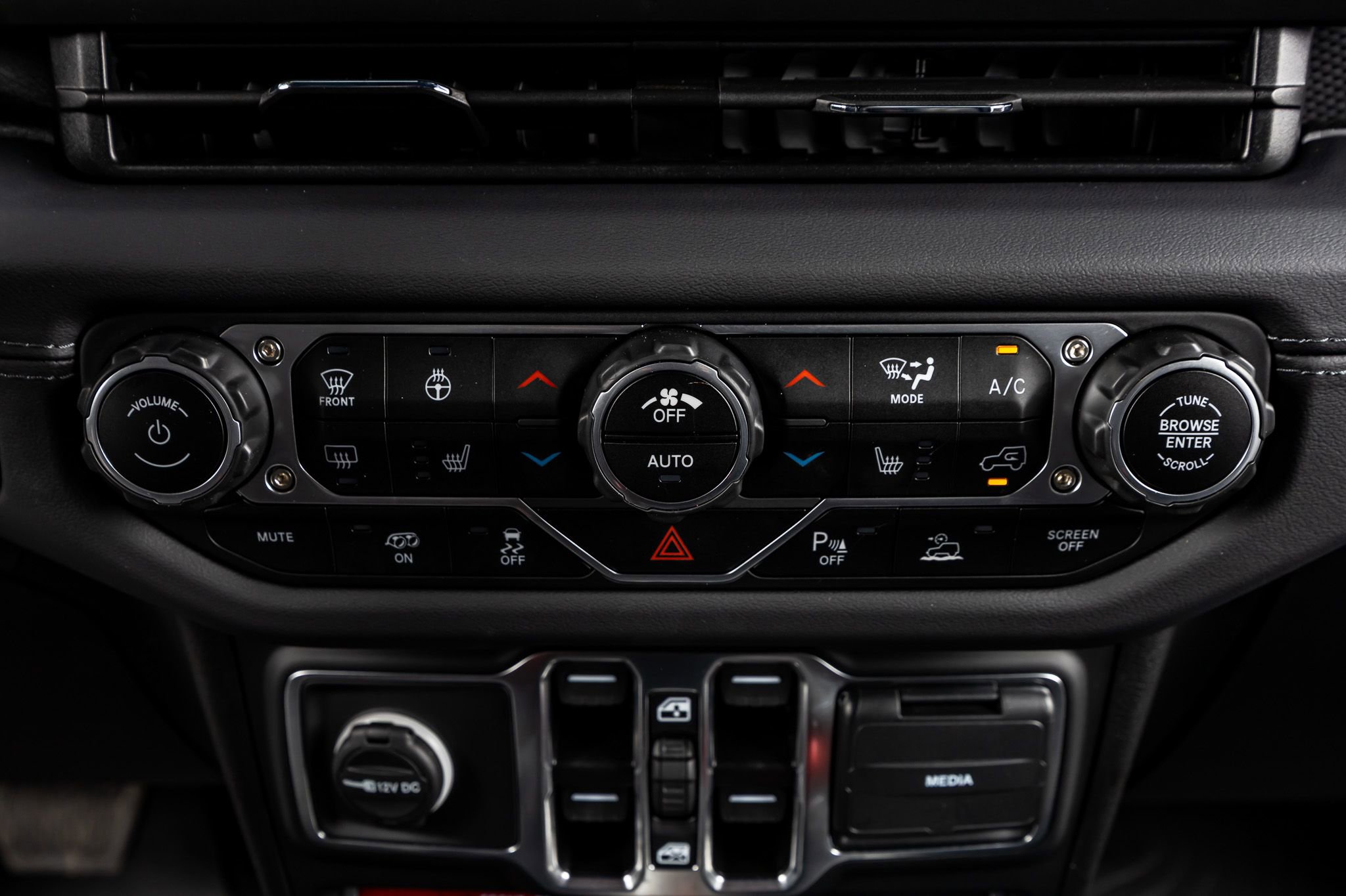 Used 2024 Jeep Wrangler Unlimited Rubicon 392 image 24