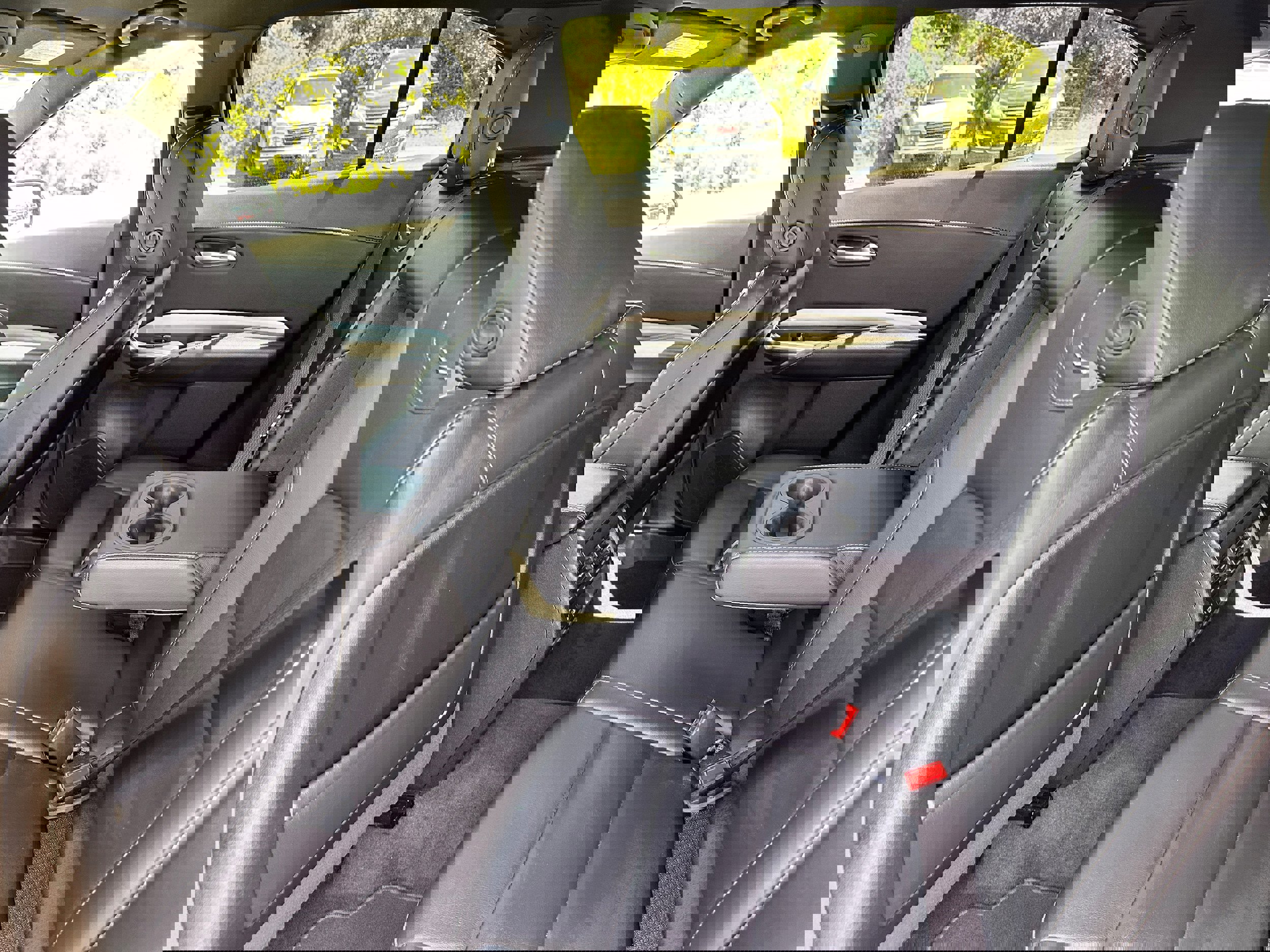 Used 2023 Cadillac XT4 Premium Luxury image 10