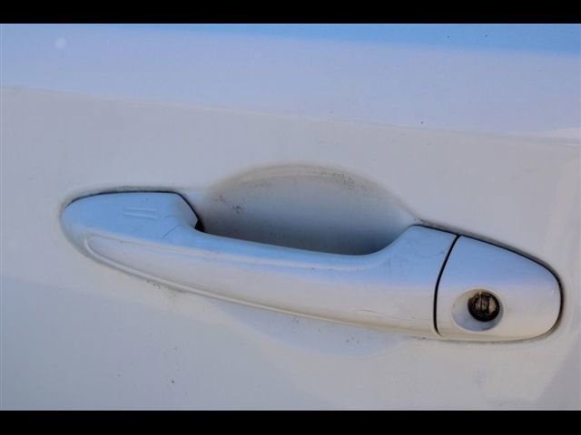 Used 2018 Toyota RAV4 XLE w/ Plus Extra Value Package AWD/4WD image 13