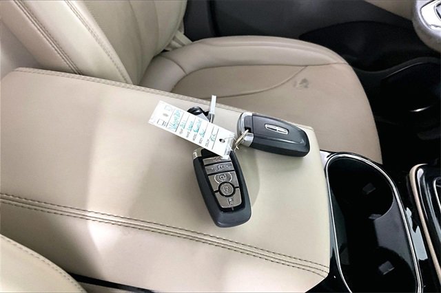 Used 2021 Lincoln Nautilus Reserve w/ Equipment Group 201A image 33