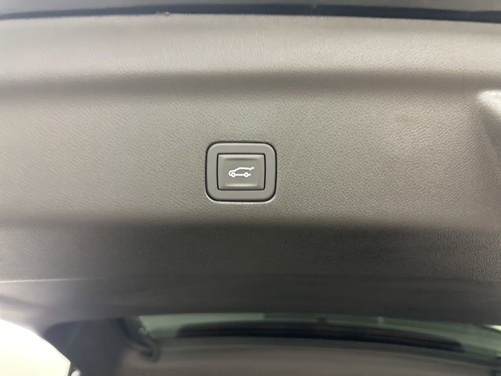 New 2026 Cadillac Escalade Platinum Sport image 29