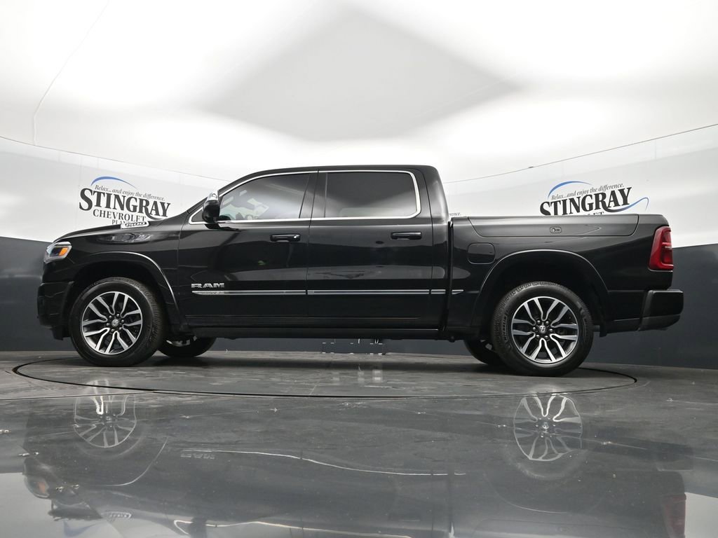 Used 2025 RAM 1500 Limited w/ Body Color Bumper Group image 20