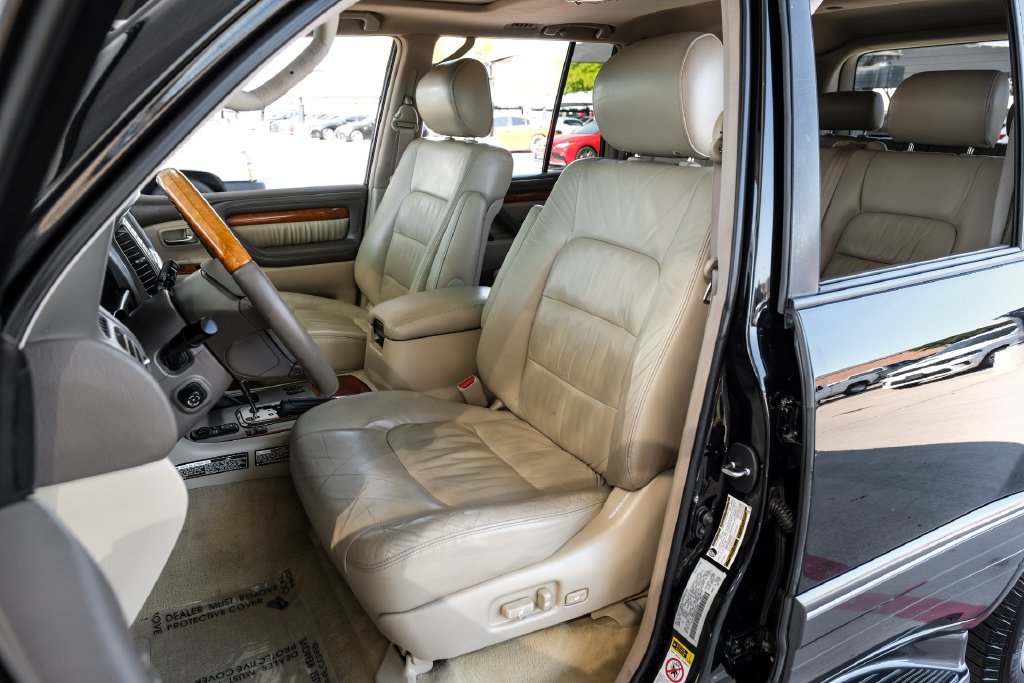 Used 2005 Lexus LX 470 4WD image 36