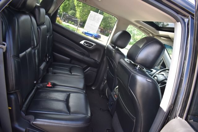 Used 2016 Nissan Pathfinder SL w/ SL Premium Package AWD/4WD image 15