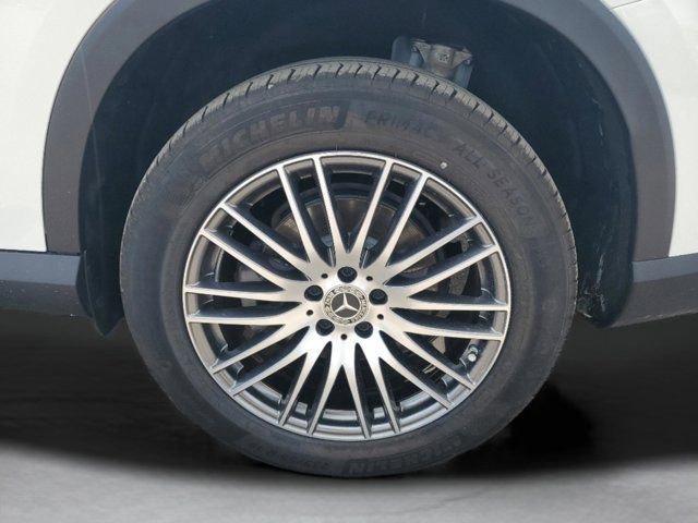 Certified 2025 Mercedes-Benz GLC 300 image 59
